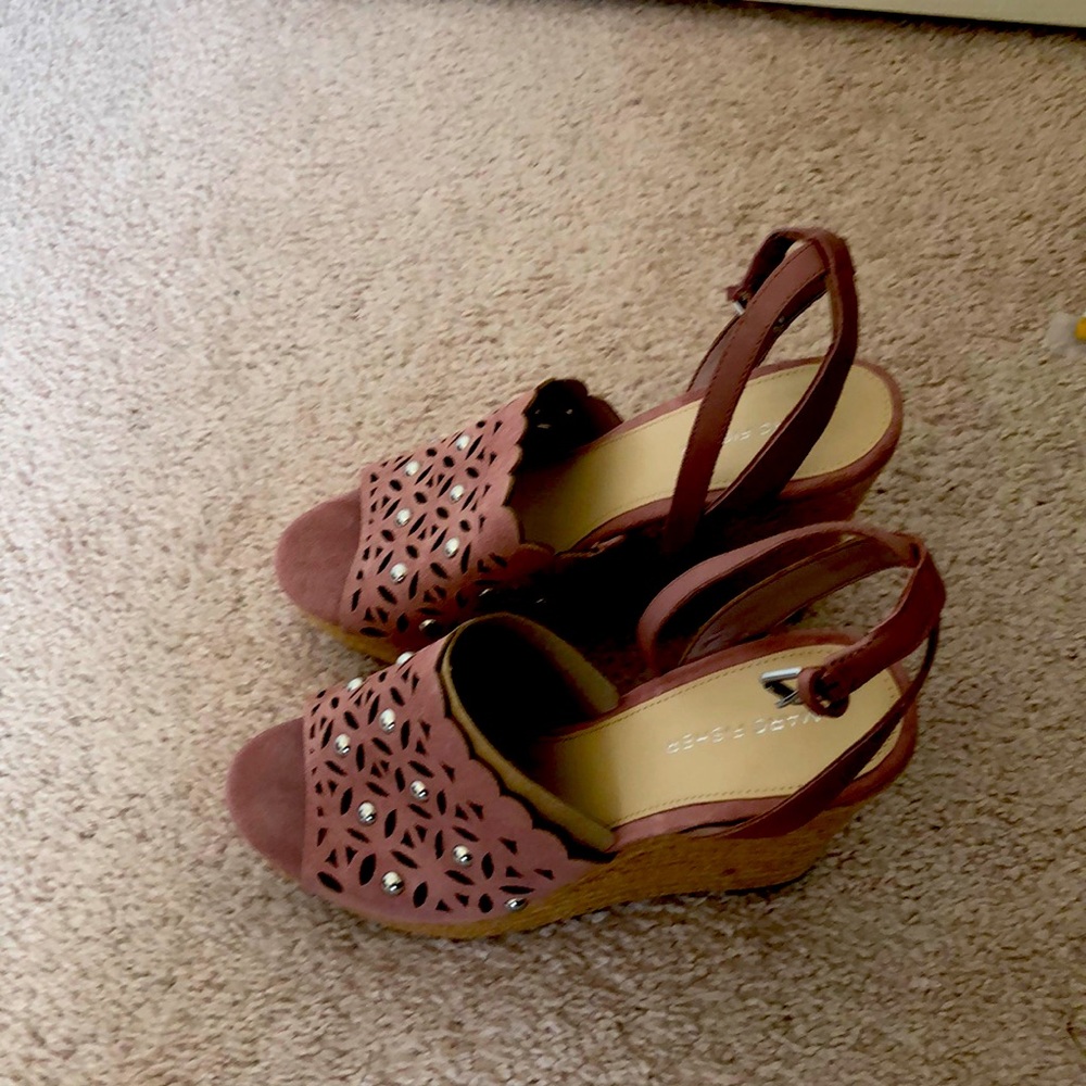 Marc Fisher Wedge